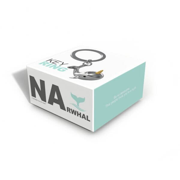 Metalinis raktų pakabukas Jūrų Ragas – sidabrinis narvalas, spiralės iltis, 3D detalės, metalinis paviršius.