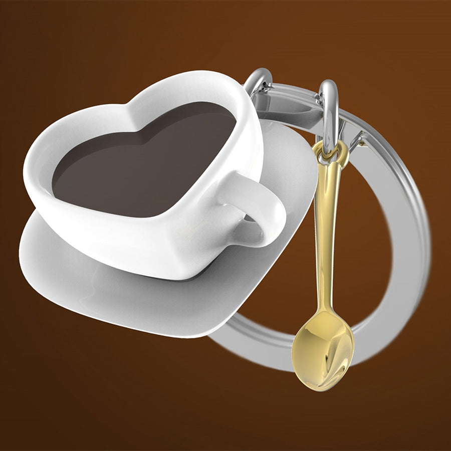 Metalmorphose.lt metalinis raktų pakabukas „Kavos Mylėtojas“ su kavos puodelio ir šaukštelio 3D dizainu. Tvirtos detalės, geras svoris.