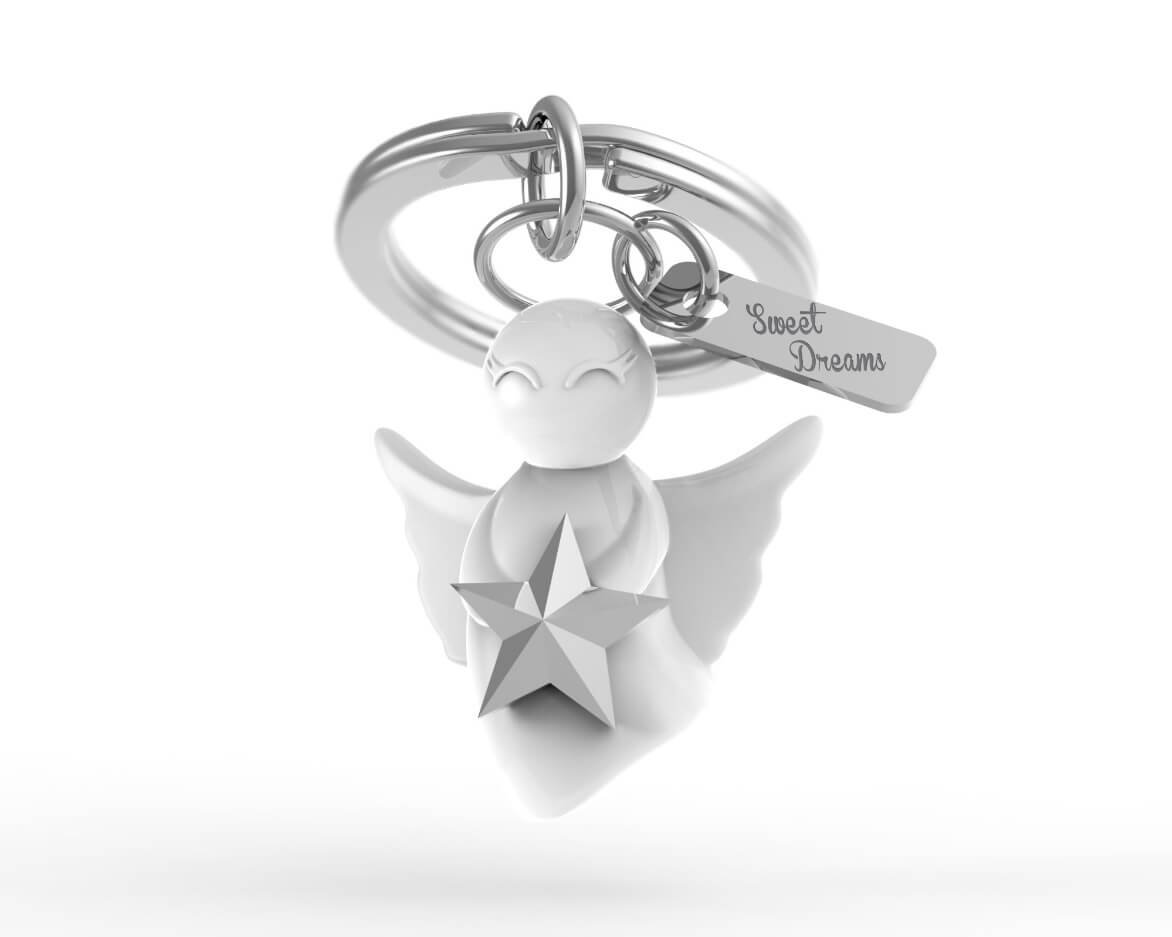 Metalmorphose.lt metalinis raktų pakabukas SAPNŲ ANGELAS. Metalinis angelas su žvaigžde ir ženkliuku „Sweet dreams“. Simbolinis svajonių talismanas iš SIMBOLIŲ PASAULIS kolekcijos.