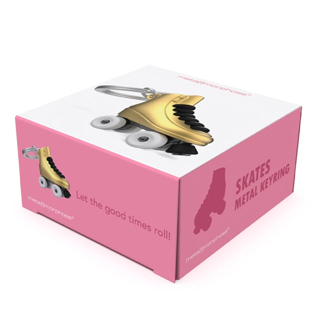 Metalmorphose.lt metalinis raktų pakabukas VIENAS RIEDUTIS. Premium kokybės cinko lydinio metalas, šampaninė danga, pastelinių spalvų riedučio batelis ir ratukai. Retro riedučio 3D miniatiūra. Nerūdijančio plieno žiedas. Raktų pakabukas iš KASDIENYBĖS PASAULIS kolekcijos.